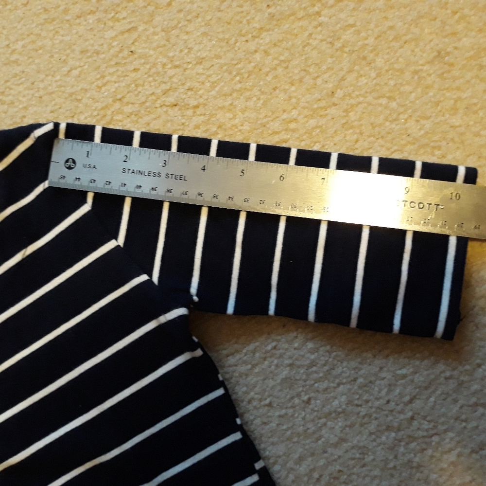 Dress - Picture 7 of 8